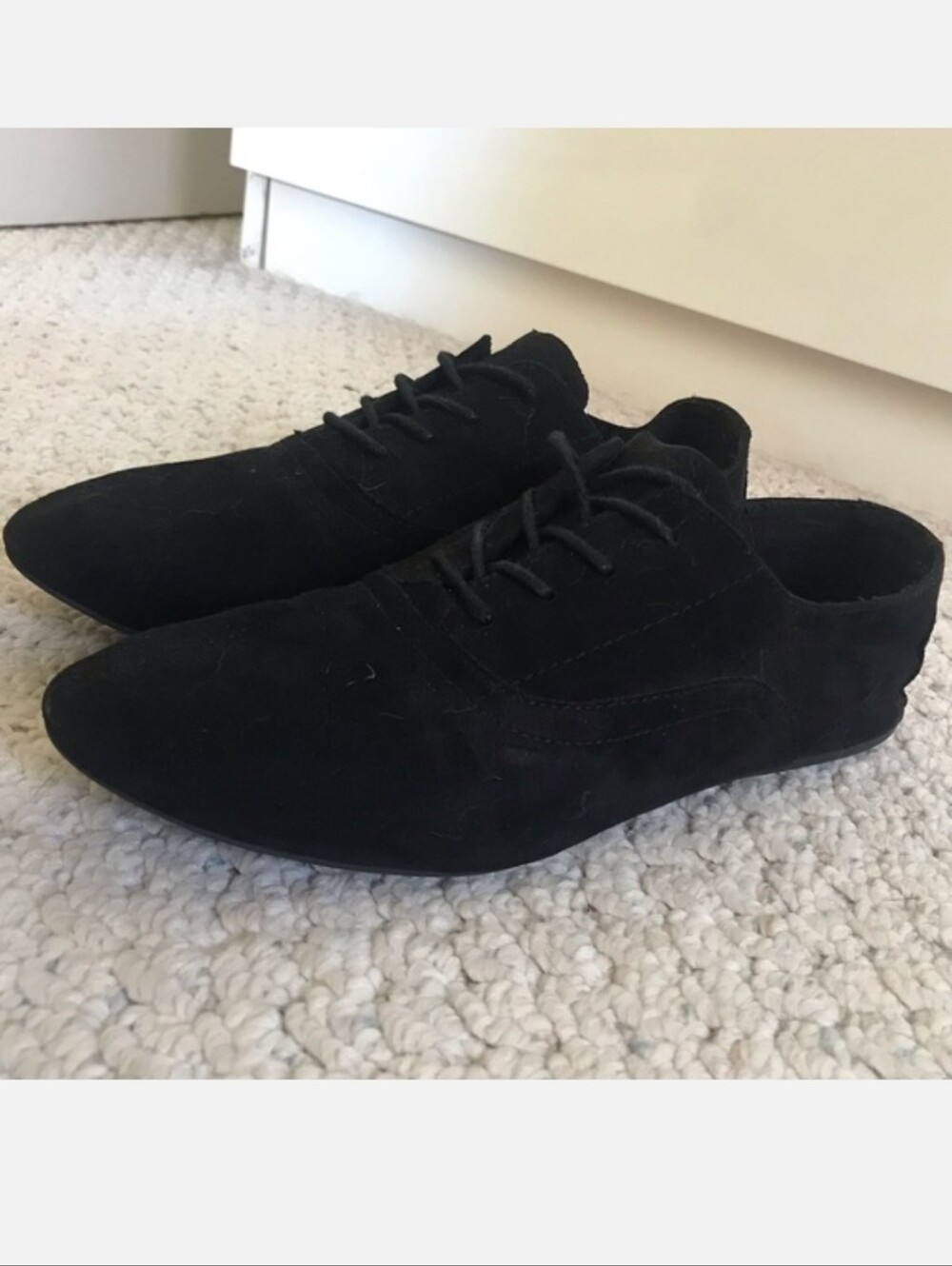 Rouge Helium Black Suede Flat Shoes